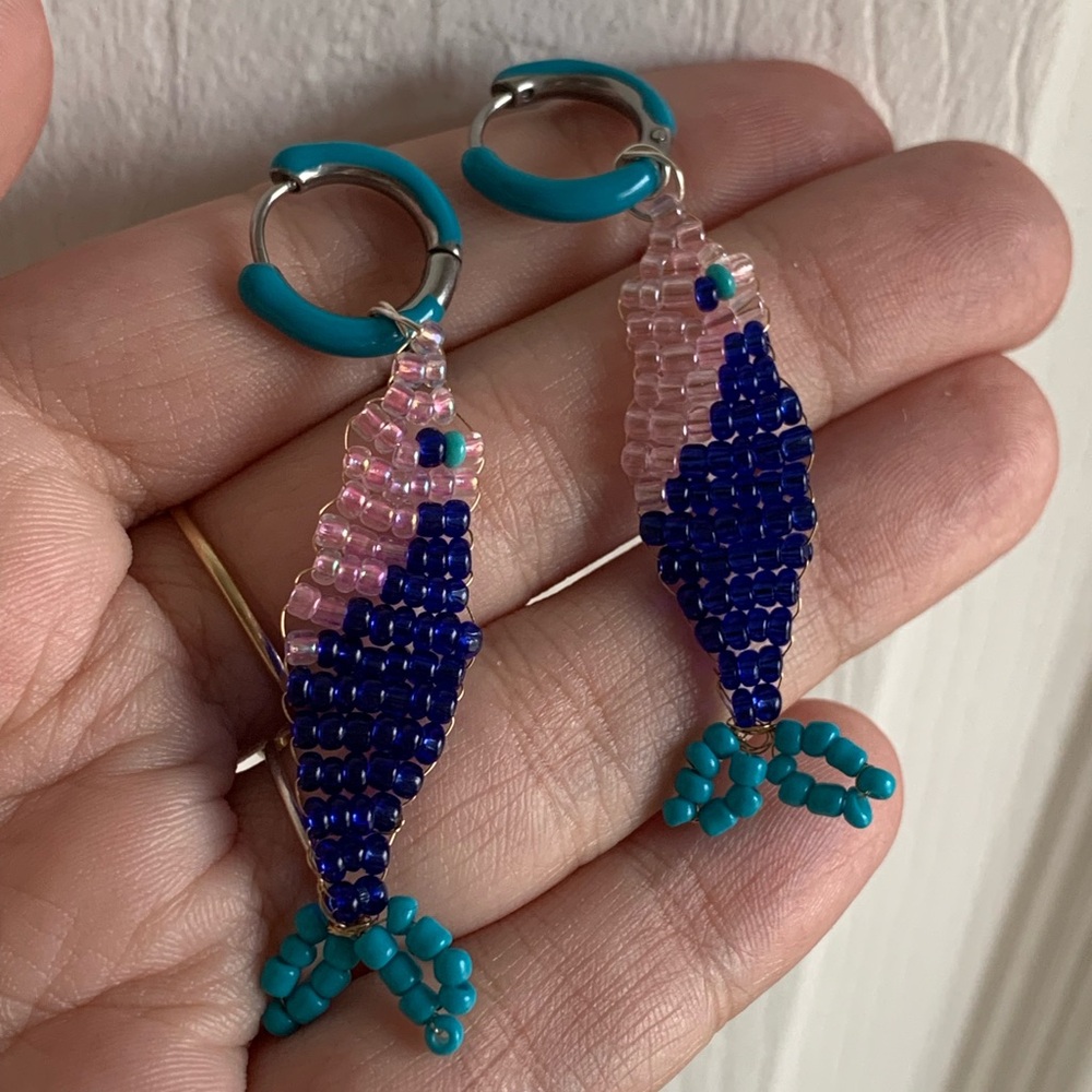 Beaded Fish Huggie Earrings - Picture 4 of 6